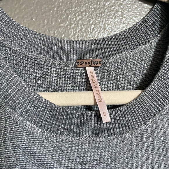 Gray Ribbed Crewneck Sweater - Picture 4 of 5